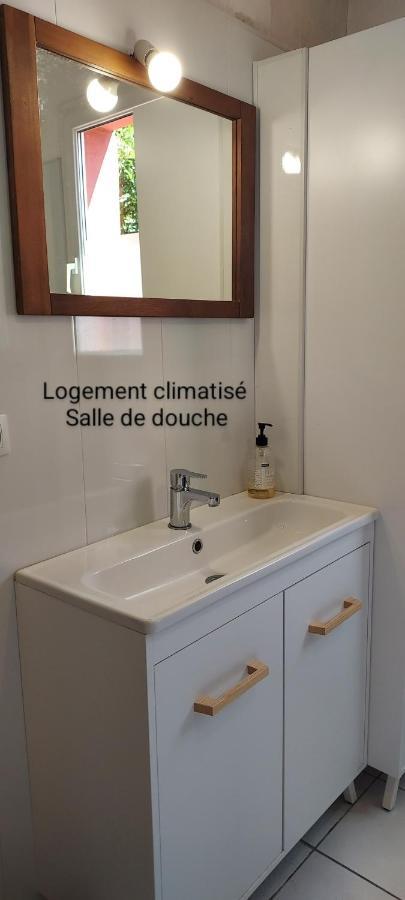 Le Barcares Logement Climatise Pour 6 Personnes, Draps Et Serviettes Non Fournis Air-Conditioned Accommodation For 6 People, Sheets And Towels Not Provided Alojamiento Con Aire Acondicionado Para 6 Personas, Sabanas Y Toallas No Incluidas Εξωτερικό φωτογραφία