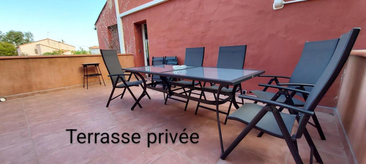 Le Barcares Logement Climatise Pour 6 Personnes, Draps Et Serviettes Non Fournis Air-Conditioned Accommodation For 6 People, Sheets And Towels Not Provided Alojamiento Con Aire Acondicionado Para 6 Personas, Sabanas Y Toallas No Incluidas Εξωτερικό φωτογραφία